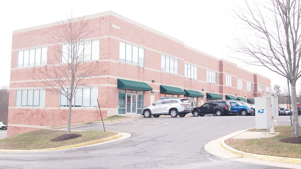 More Photos Of 14641 Lee Hwy, Centreville Office For Lease