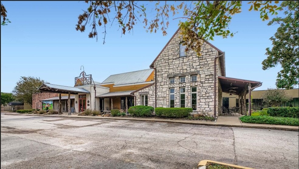 Primary Photo Of 9999 Westheimer Rd, Houston Hotel For Lease