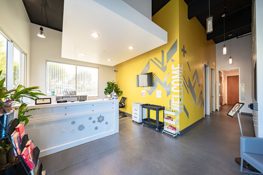 More Photos Of 94 Discovery, Irvine Medical For Sale