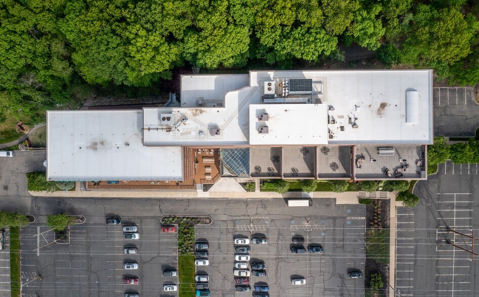 More Photos Of 200 Fifth Ave, Waltham Office For Lease