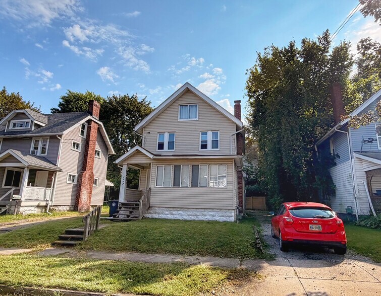 More Photos Of 1167 Pondview Ave, Akron Multifamily For Sale
