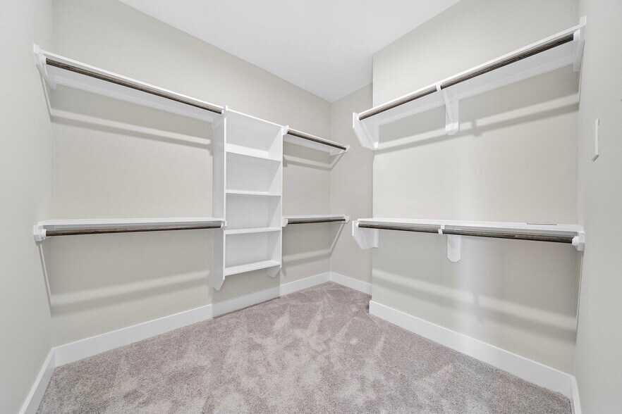 More Photos Of 11 Wellford St, Houston Apartments For Sale