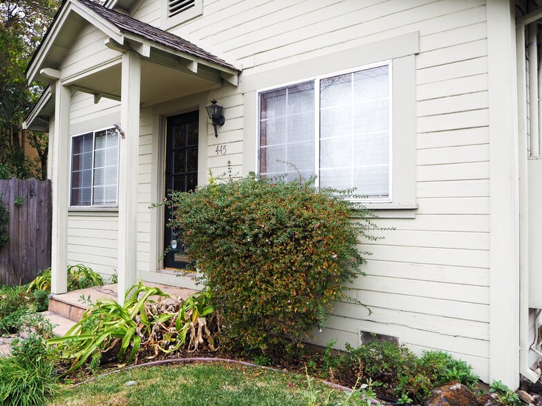 More Photos Of 445 2nd St W, Sonoma Office For Lease