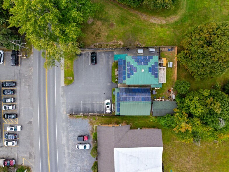 More Photos Of 1769 NY-73, Keene Valley Flex For Sale