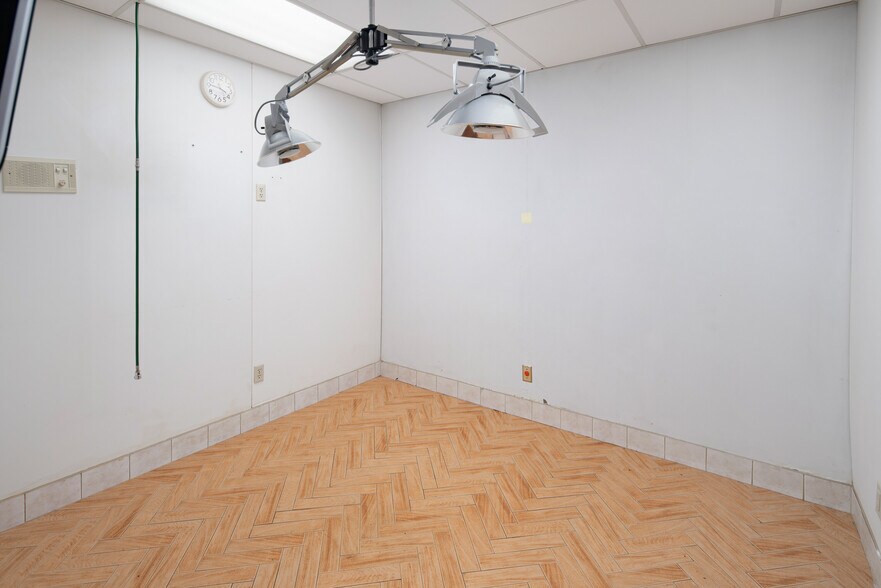 More Photos Of 504 S Denton Tap Rd, Coppell Medical For Lease