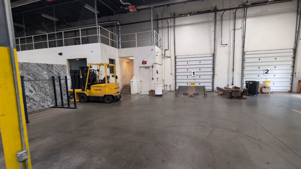 More Photos Of 2572 Horse Pasture Rd, Virginia Beach Warehouse For Lease