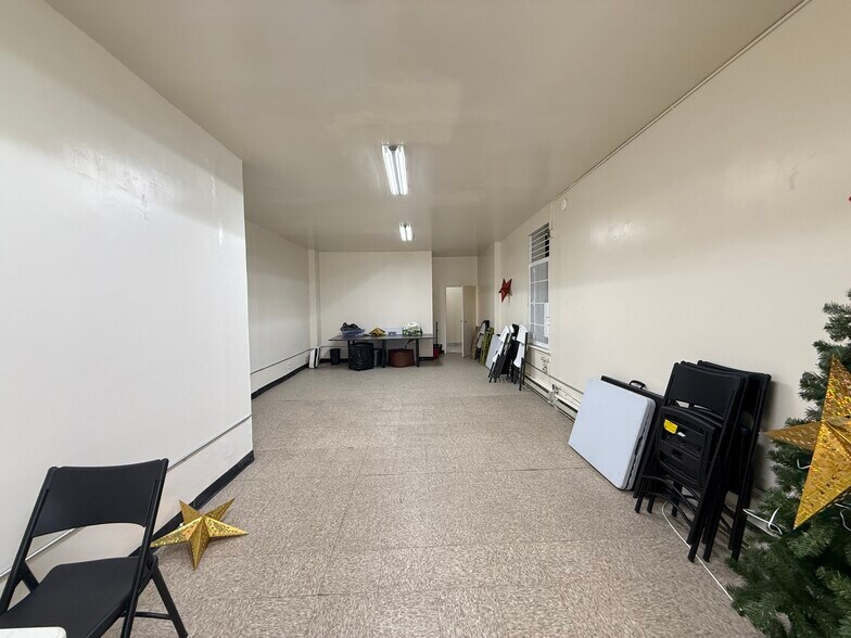 More Photos Of 351 Tompkins Ave, Brooklyn Apartments For Lease