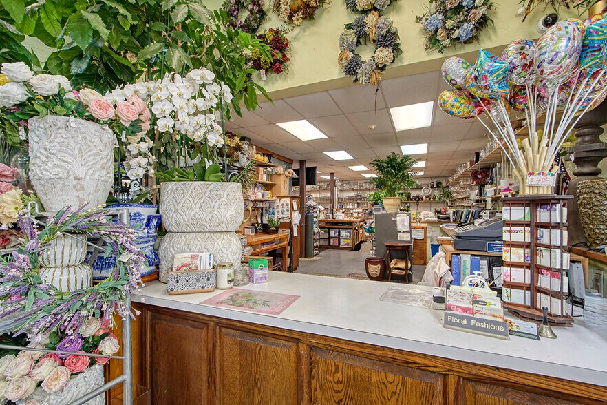 More Photos Of 78-80 Purdy Ave, Port Chester Garden Center For Sale