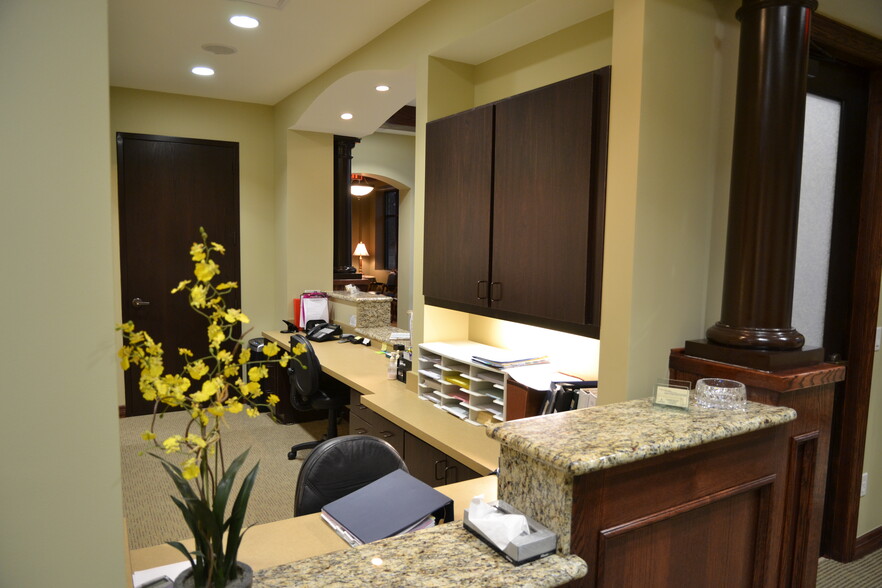 More Photos Of 19701 Kingwood Dr, Kingwood Office For Sale