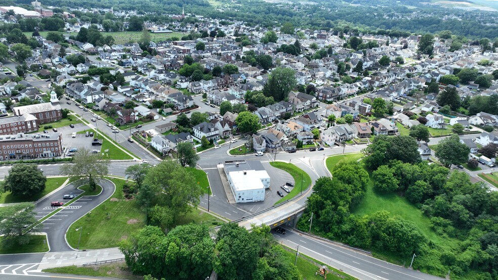 More Photos Of 333 Morris St, Phillipsburg Storefront For Sale