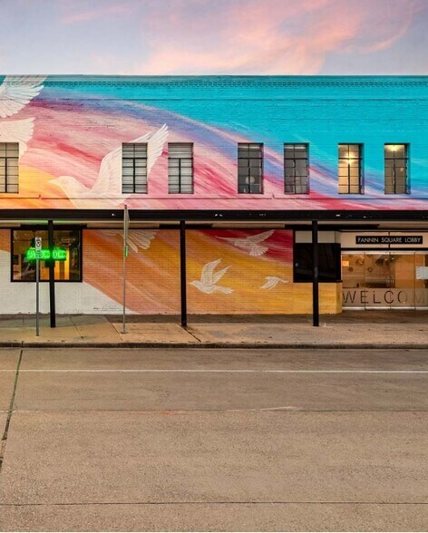 More Photos Of 4118 Fannin St, Houston Storefront For Sale