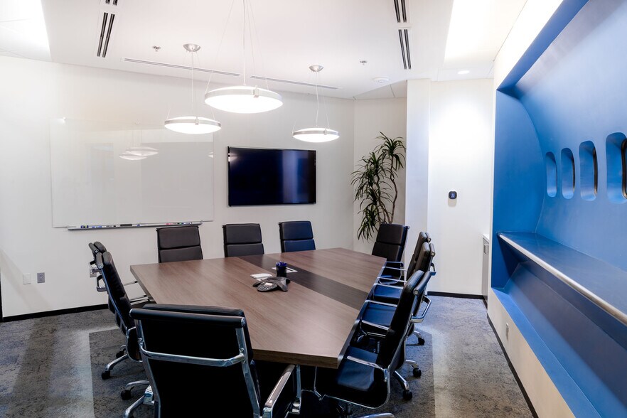 More Photos Of 15010 N 78th Way, Scottsdale Office For Lease