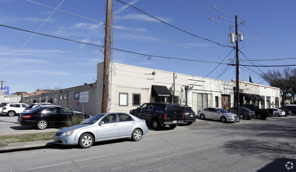 Primary Photo Of 5039-5045 Willis Ave, Dallas Storefront For Lease