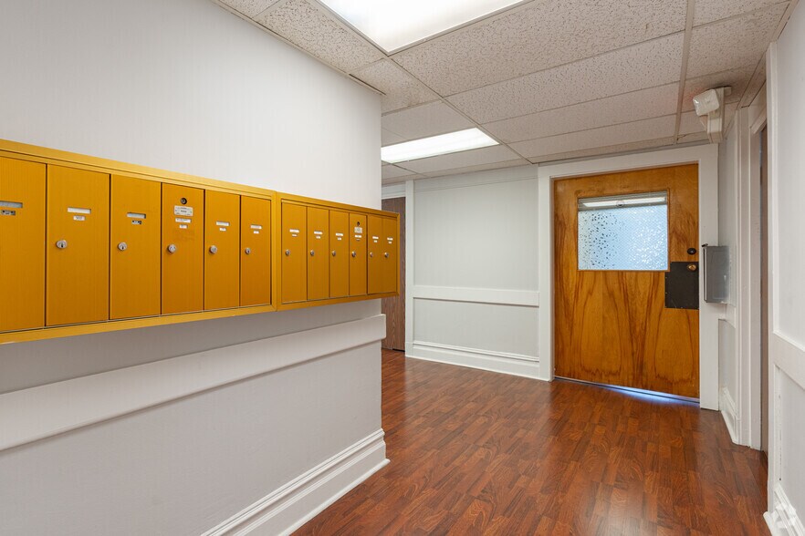 More Photos Of 1527 19th St, Bakersfield Medical For Lease