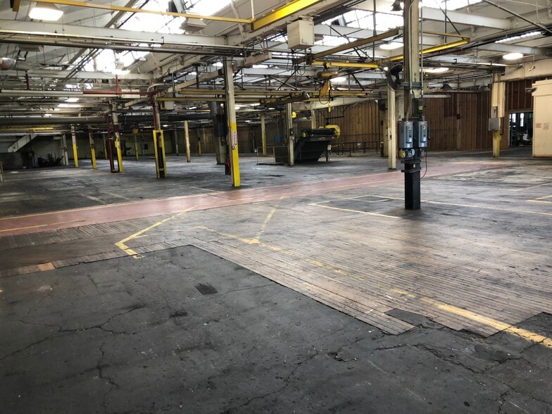 More Photos Of 402 Chandler St, Jamestown Manufacturing For Sale
