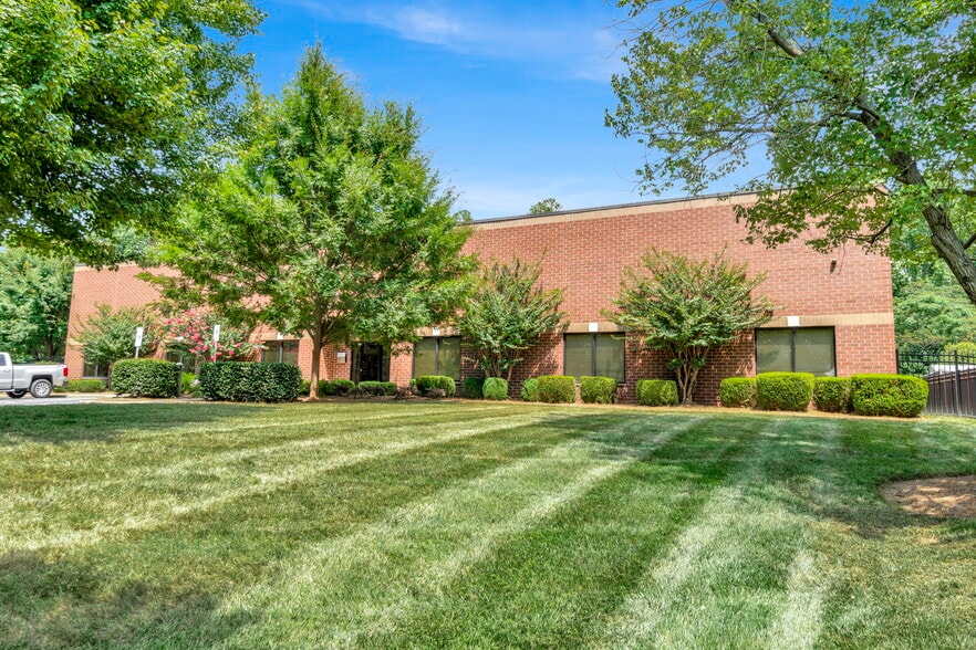 Primary Photo Of 2311 Executive St, Charlotte Warehouse For Sale