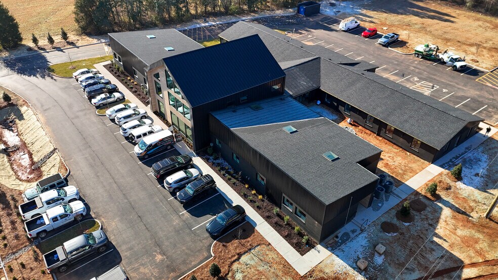 More Photos Of 2339 Odell School Rd, Concord Medical For Lease