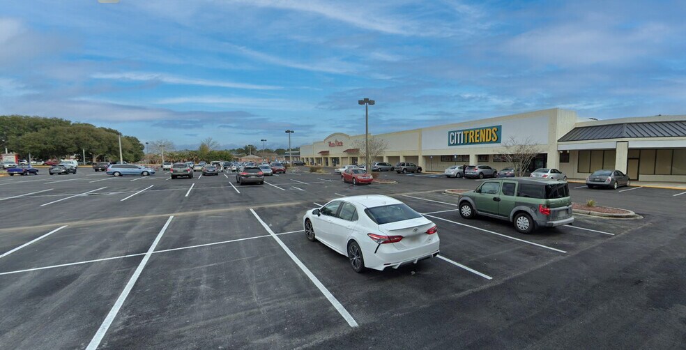 More Photos Of 6060 Fort Caroline Rd, Jacksonville Storefront For Lease