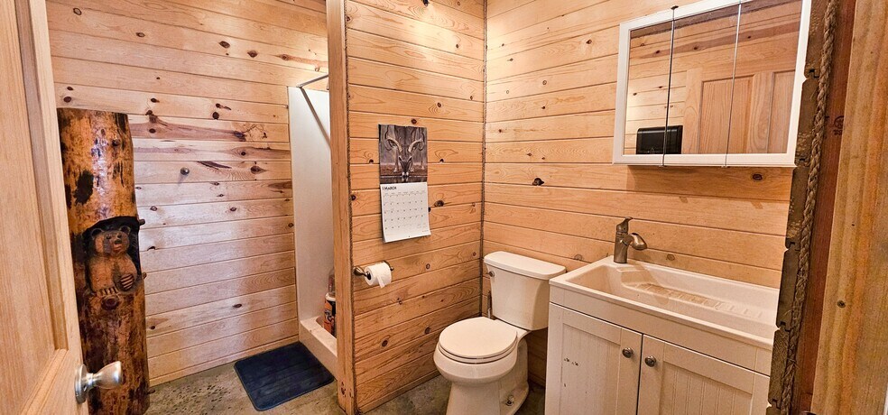 More Photos Of 115 Williams Creek Rd, Salmon Warehouse For Sale