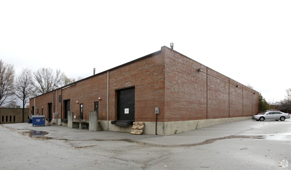 More Photos Of 79-85 Weldon Pky, Maryland Heights Warehouse For Sale