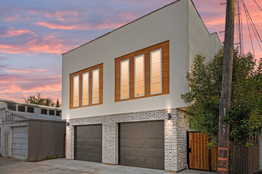Primary Photo Of 1012 Uptown Aly, Sacramento Multifamily For Sale
