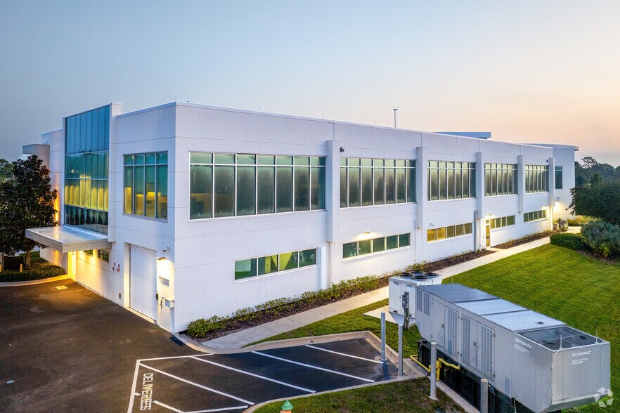 More Photos Of 1050 Satcom Ln, Melbourne Office For Sale