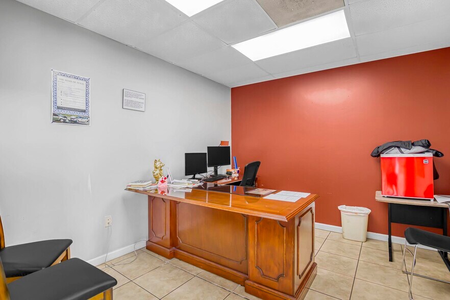 More Photos Of 4008 Avenue H, Rosenberg Land For Sale