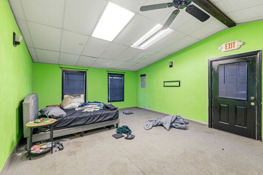 More Photos Of 316 N Main St, Columbia Storefront Retail Office For Sale