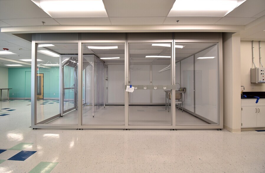 More Photos Of 144 North Rd, Sudbury Unknown For Lease