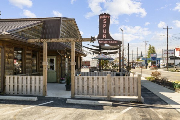 More Photos Of 601 N 1st St, Pulaski Restaurant For Sale