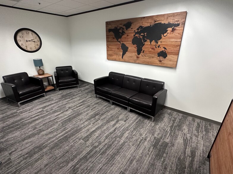 More Photos Of 12801 N Central Expy, Dallas Office For Lease
