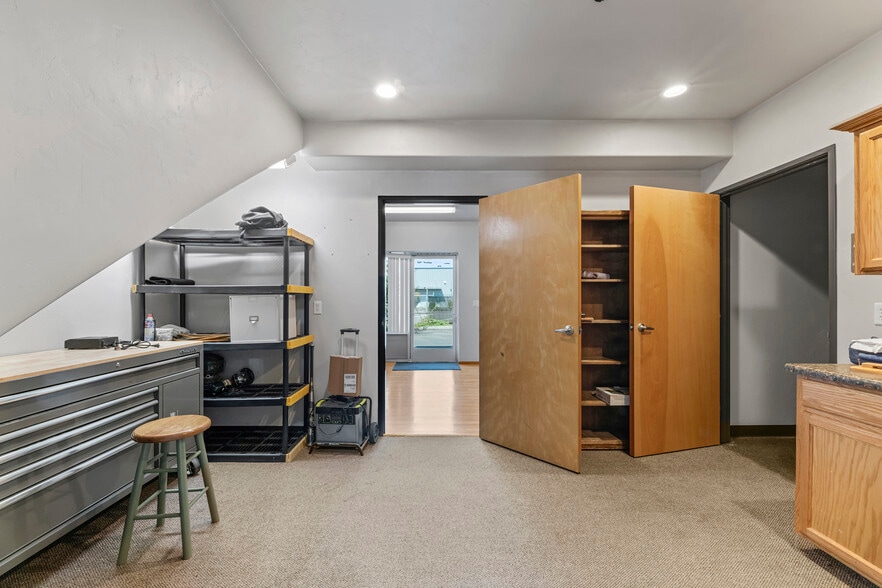 More Photos Of 658 Dutton rd, Eagle Point Service For Sale