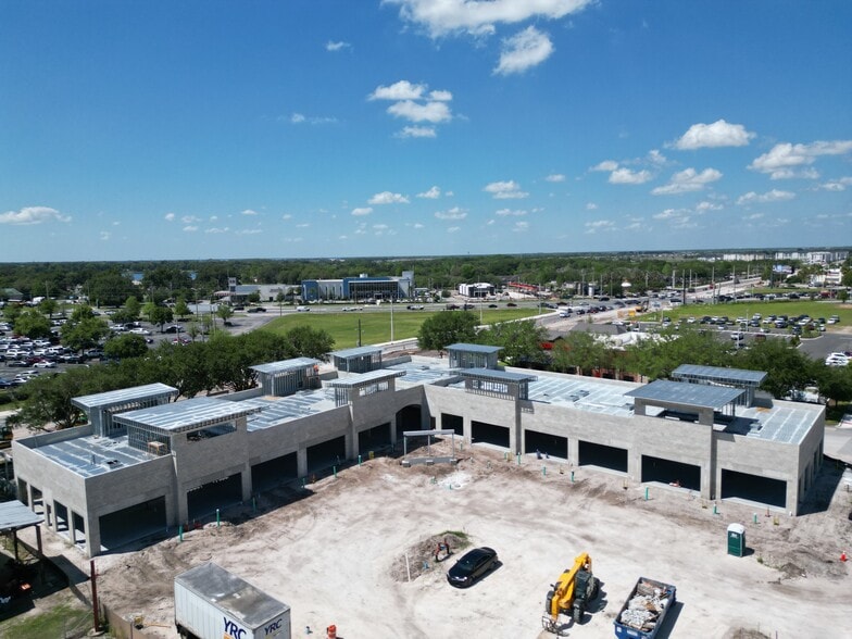 More Photos Of 2521 Partin Settlement Rd, Kissimmee General Retail For Lease