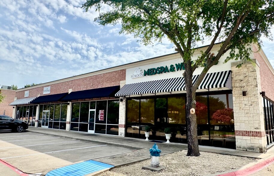 Primary Photo Of 4206 Dalrock Rd, Rowlett Unknown For Lease