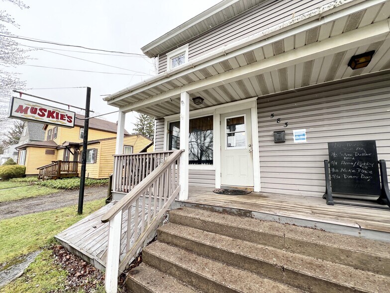 More Photos Of 583 S 1st St, Fulton Restaurant For Sale