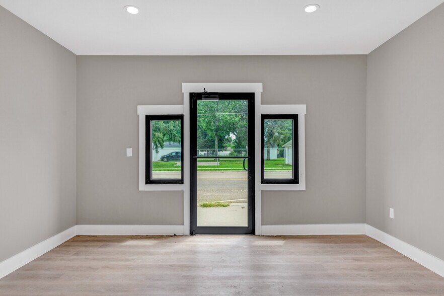 More Photos Of 1700 NE Seward Ave, Topeka Office For Sale