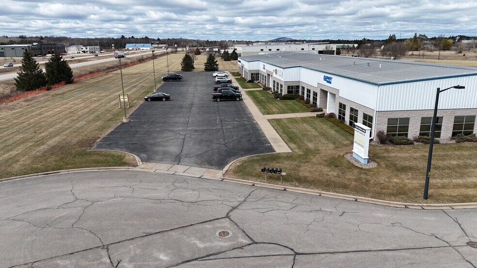 More Photos Of 7208 Synergy Ct, Schofield Light Distribution For Lease