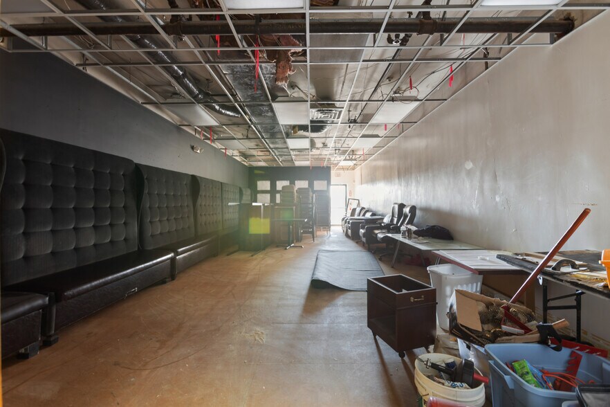 More Photos Of 238-244 E High St, Pottstown Office For Sale