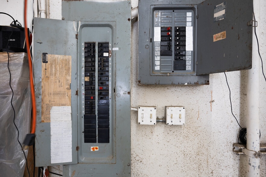 More Photos Of 360 Swift Ave, South San Francisco Warehouse For Lease