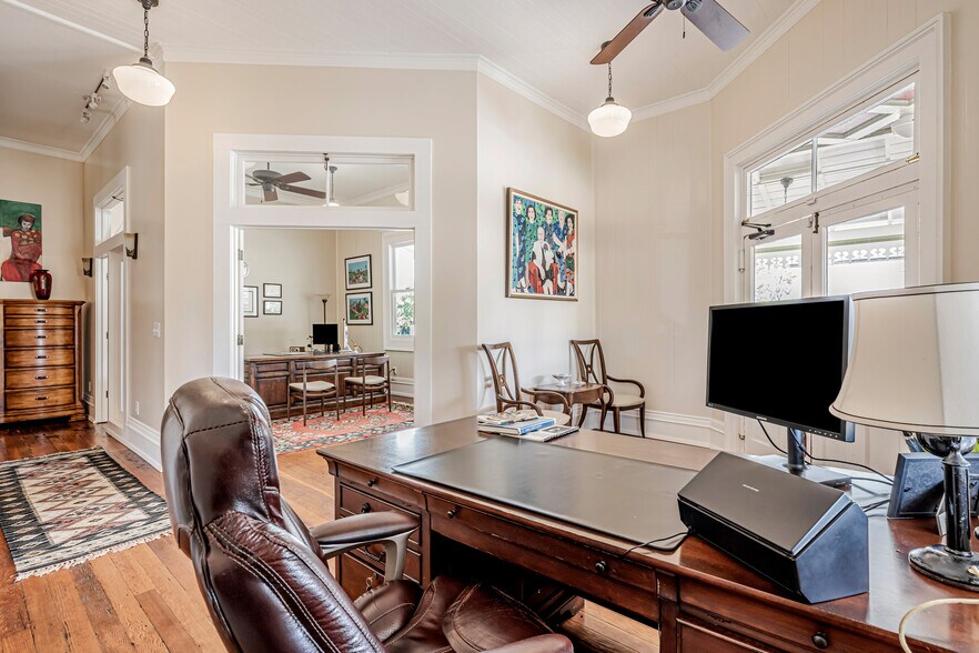 More Photos Of 602 W K St, Benicia Freestanding For Sale