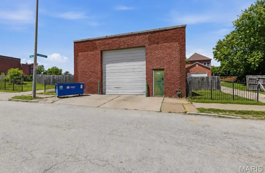 More Photos Of 2605 N 20th St, Saint Louis Industrial For Sale