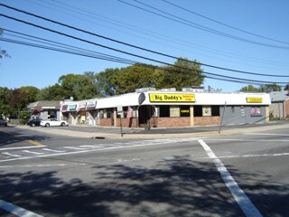 More Photos Of 1 Park Ln, Massapequa General Retail For Sale