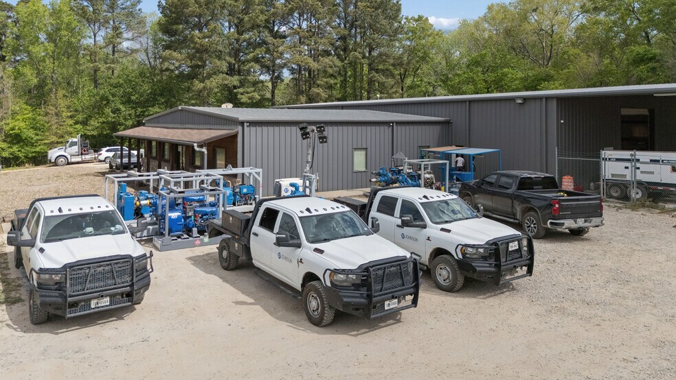 More Photos Of 1510 TX-135, Kilgore Warehouse For Sale