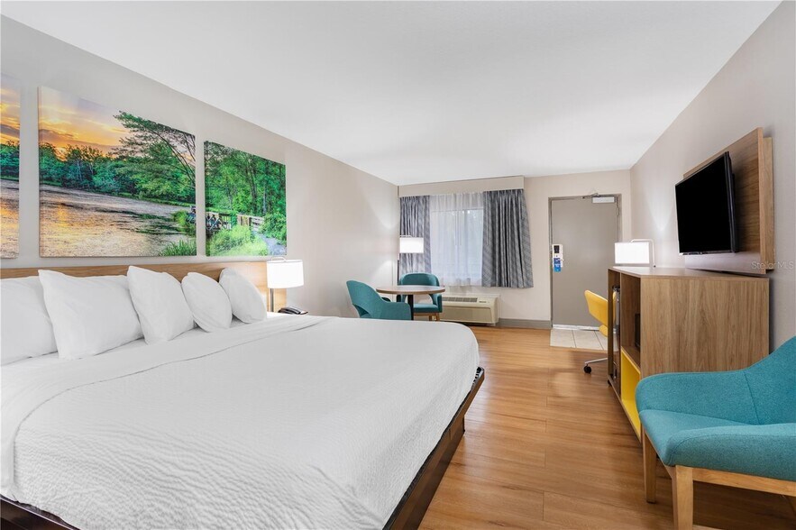 More Photos Of 8245 S Us-17-92 Hwy, Casselberry Hotel For Sale