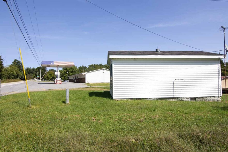 More Photos Of 4830 Highland Trl, Alderson General Retail For Sale