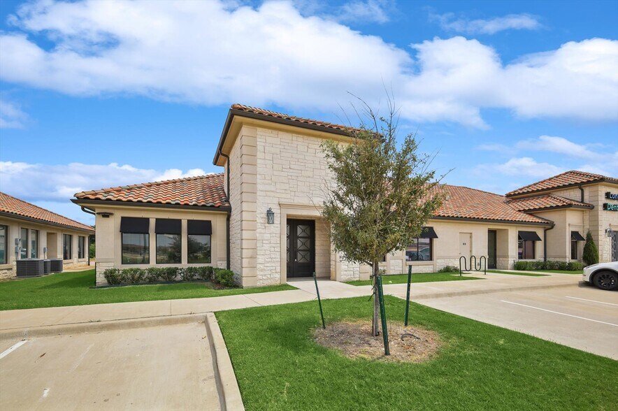 More Photos Of 11500 State Highway 121, Frisco Medical For Lease