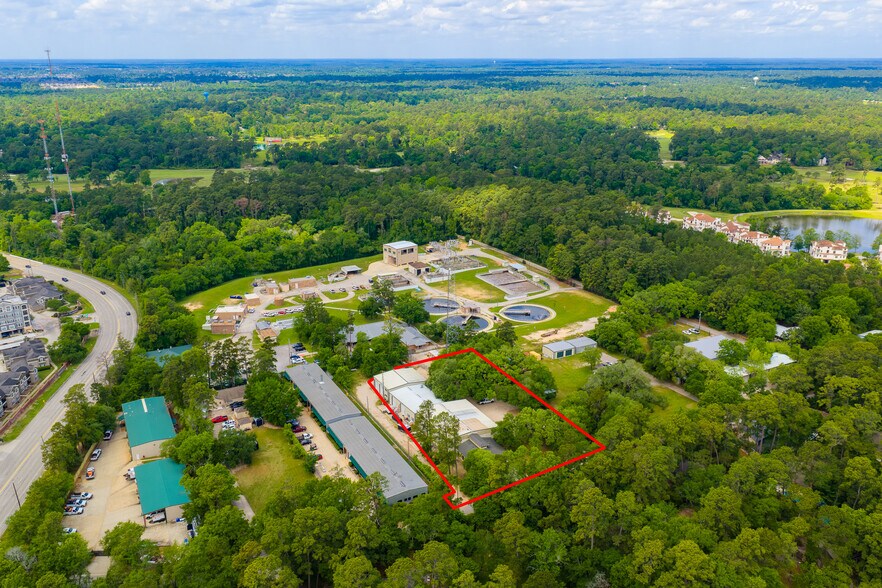 More Photos Of 2227 Golden Rd, Spring Warehouse For Lease