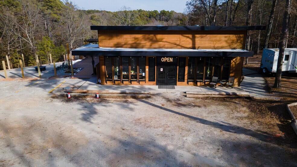 Primary Photo Of 150 Passion Play Rd, Eureka Springs Restaurant For Sale