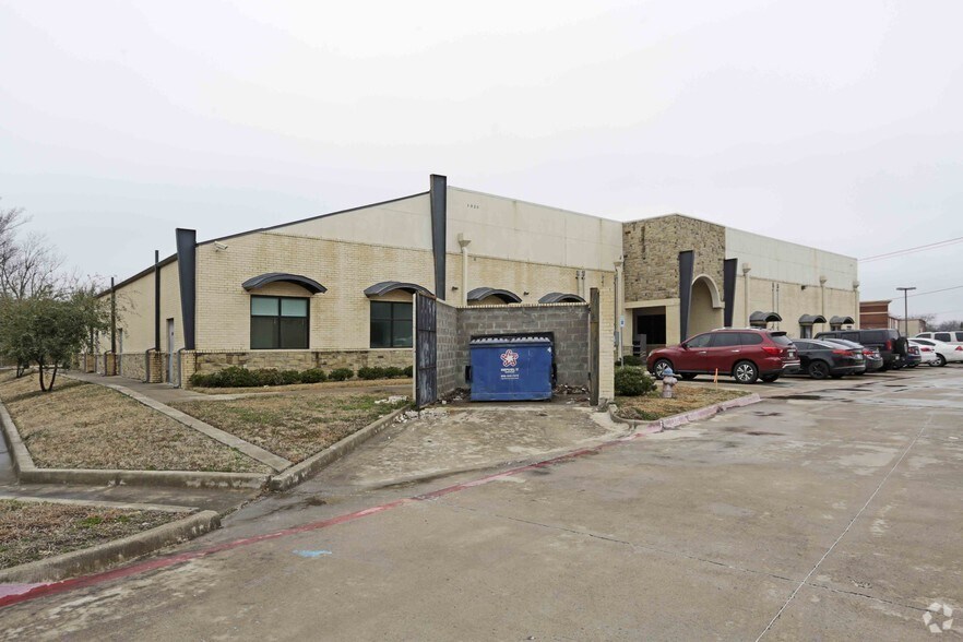 More Photos Of 1320 N Galloway Ave, Mesquite Office For Sale