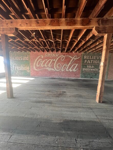 More Photos Of 3 & 5 2nd St, Temple Storefront Retail Office For Lease
